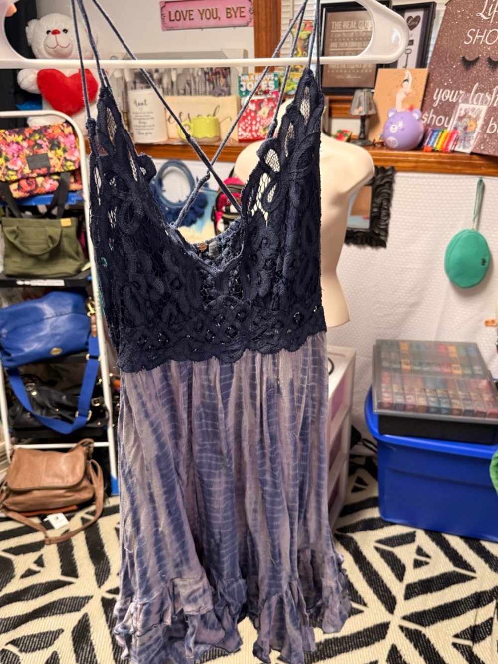Lace-Bodice Chemise Dress in Navy Blue